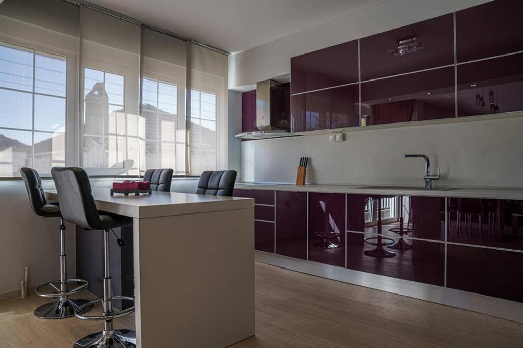 A Stylish Apartment In The Center Of Kastoria Exterior photo